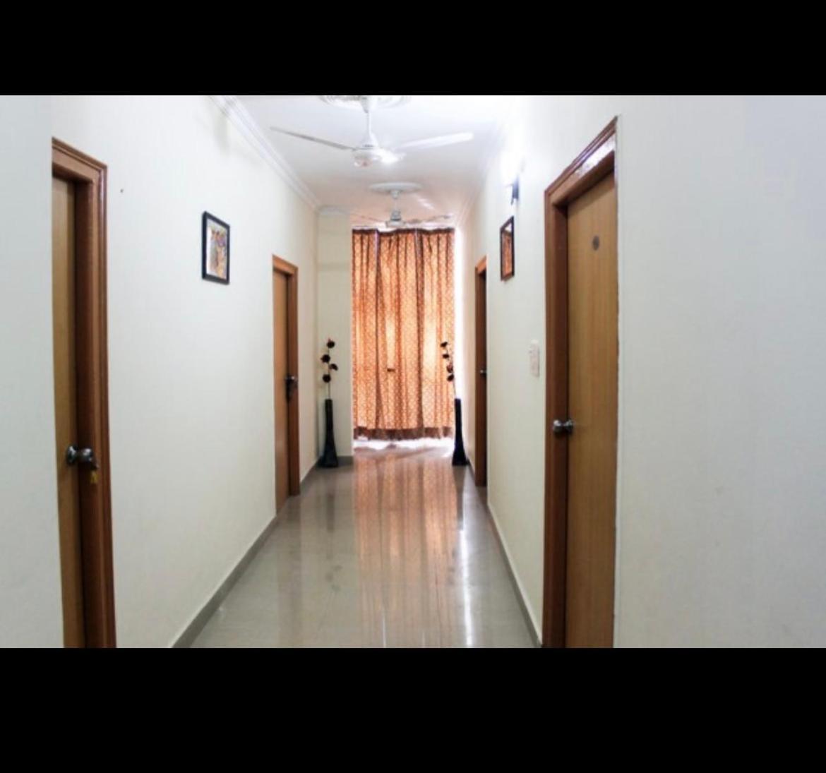 Hotel Samrat نيرمرانا المظهر الخارجي الصورة